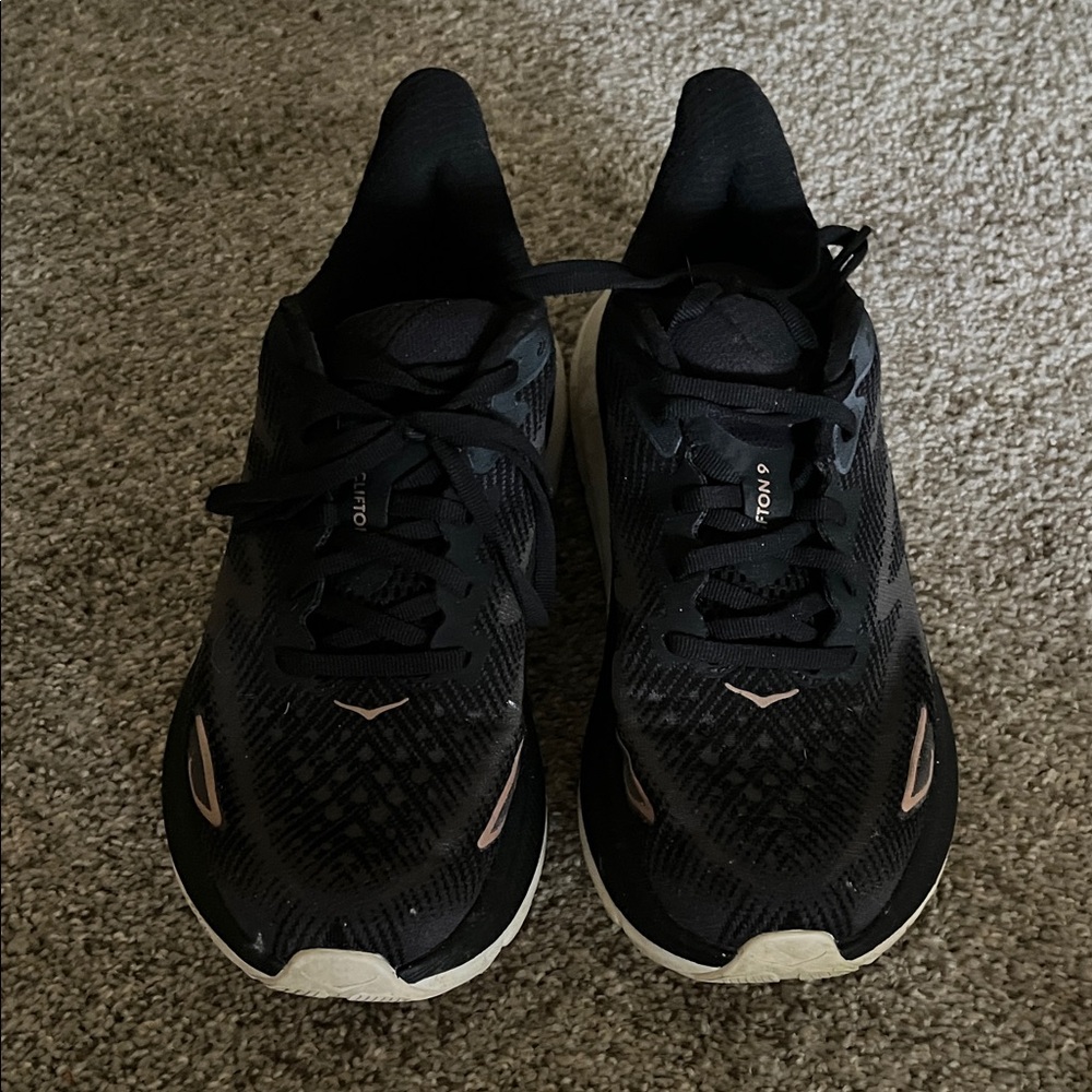 Women’s Black Clifton 9 Hoka